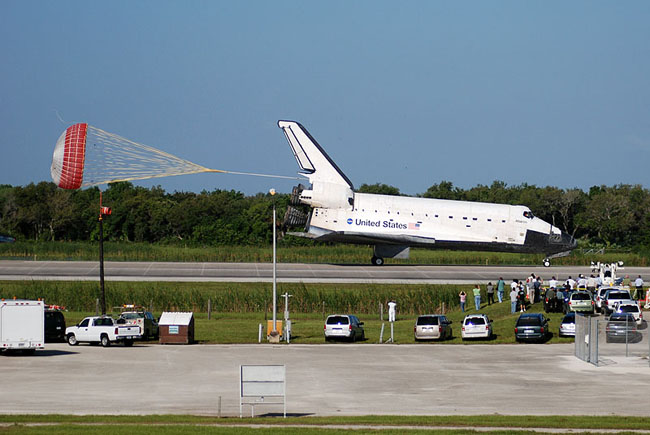 Flying on a Space Shuttle is the 'Coolest Thing' Ever, Astronaut Says